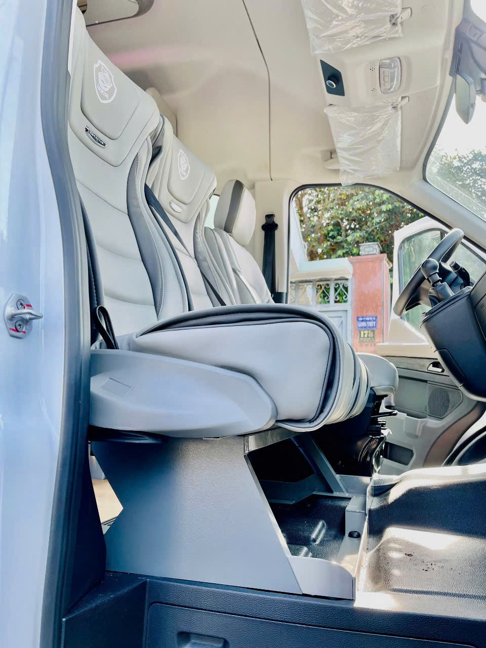 Thuê Xe Đi Vũng Tàu 16 Chỗ Giá Rẻ